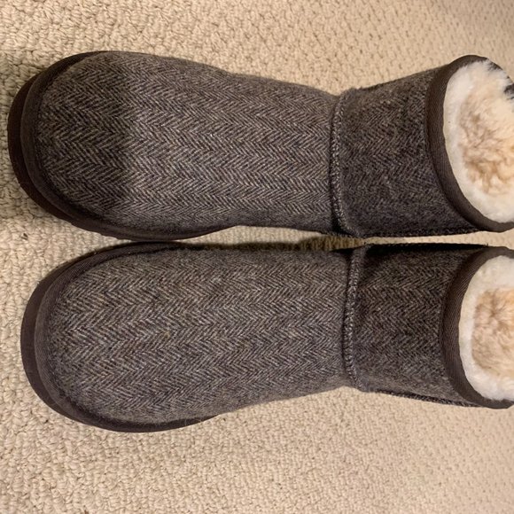Ugg men\'s boots